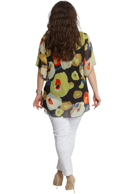 Tunică din șifon cu model floral și croială lejeră