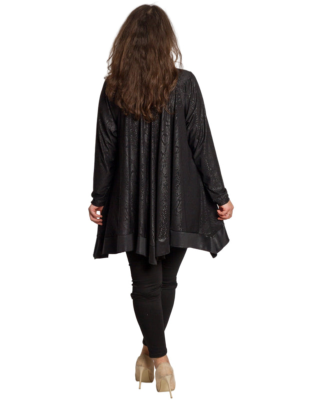 Tunică lejeră în mărimi mari cu accente din piele