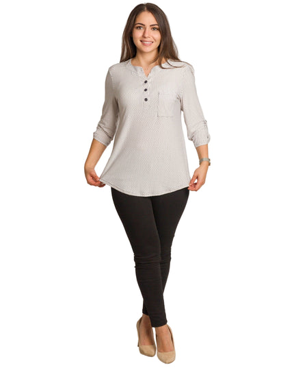 Cămașă albă de damă cu buline negre și nasturi decorativi