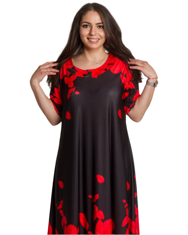Rochie neagră cu flori roșii și croială lejeră