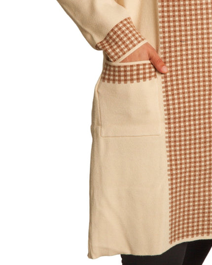 Бежова жилетка без закопчаване с джобове и каре детайли - Maxi Market