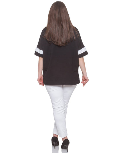 Черна дамска блуза с апликация на цветя - флорален десен - еластична и удобна - Пролет - Лято - Произведено в България - Maxi Market