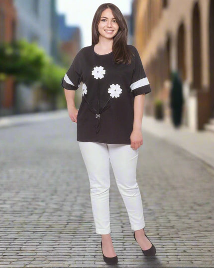 Черна еластична дамска блуза в големи размери - Maxi Market