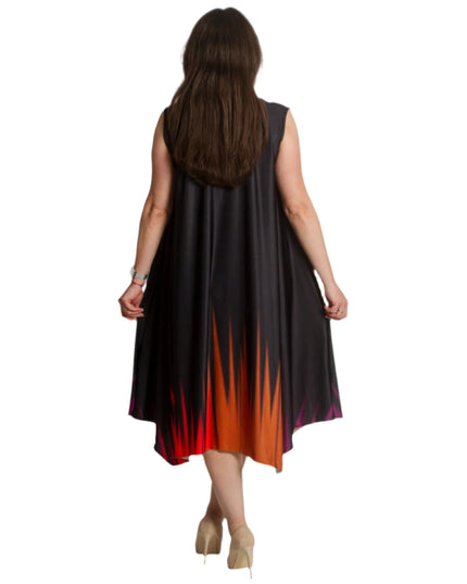 Черна разкроена рокля без ръкави в макси размери - Maxi Market