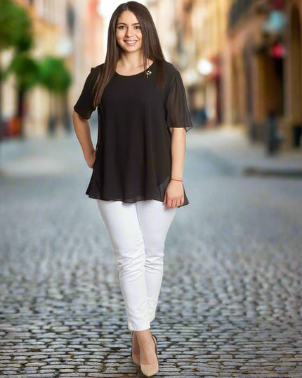 Черна шифонена макси туника с брошка и свободна кройка - Maxi Market