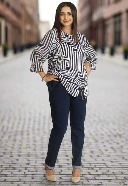 Дамски еластични дънки в големи размери - XL - 5XL - Произведени в България - Всички сезони - Maxi Market