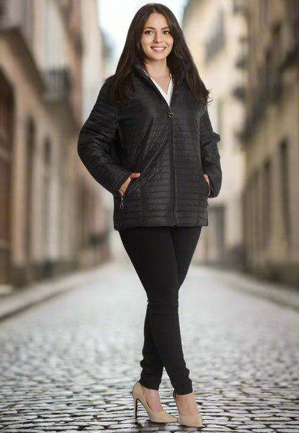 Дамско олекотено яке с качулка и цип - Черен цвят | Пролет - Есен | Големи размери - Maxi Market