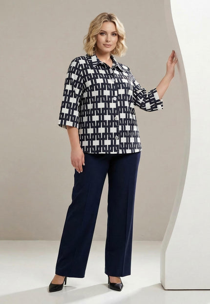 Дамска официална бяла макси риза с разкроена кройка