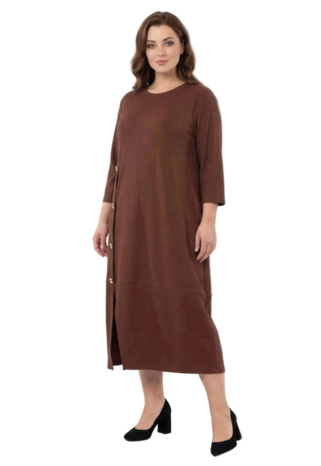 Официална макси рокля в кафяво с декоративни копчета