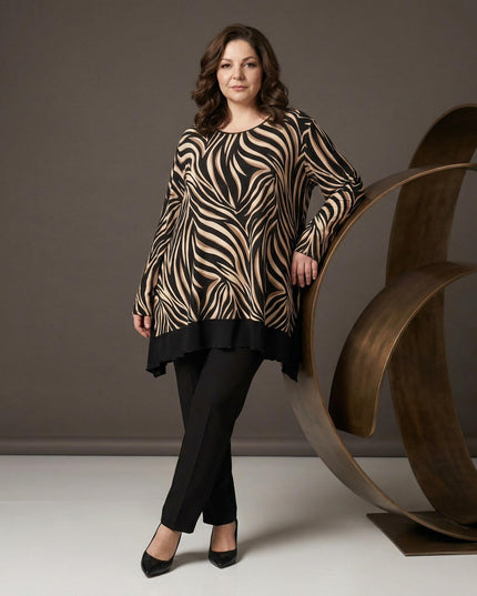 Елегантна асиметрична туника с вълнообразен десен в черно и капучино - големи размери