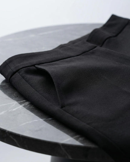 Официален черен панталон с дискретни камъни в големи размери