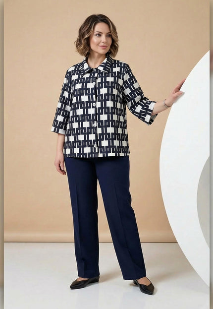 Дамска официална бяла макси риза с разкроена кройка