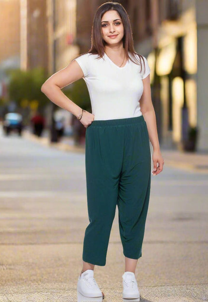 Еластичен тъмнозелен 7/8 панталон - Свободна кройка - Maxi Market