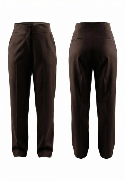 Елегантен кафяв панталон с висока талия и три копчета, заснет в комбиниран изглед отпред и отзад на бял фон.