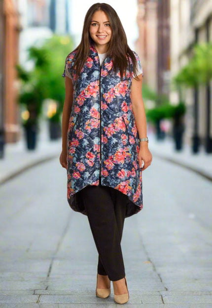 Многоцветен елек с флорален принт в макси размери - Maxi Market