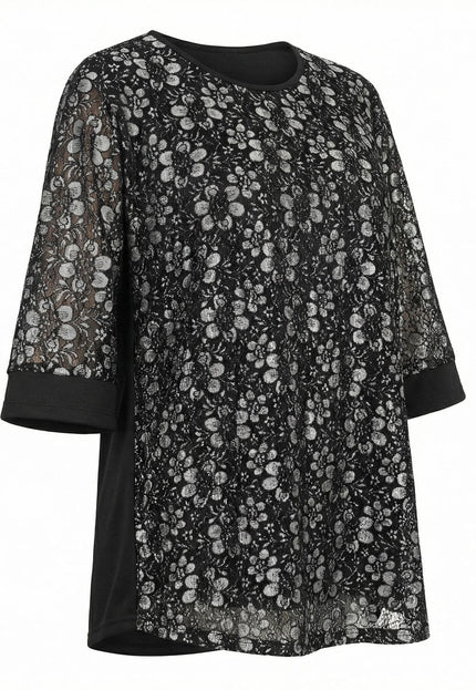 Официална черна макси туника с флорална дантела и широки маншети на ръкавите, заснета под ъгъл на бял фон
