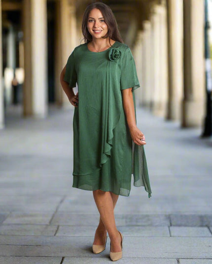 Официална зелена рокля с цвете в големи размери - Maxi Market