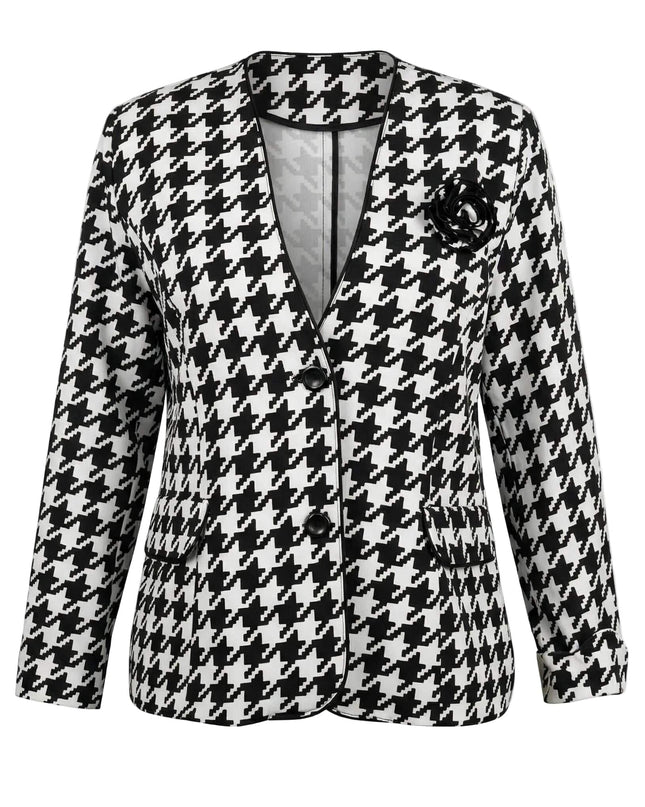 Официално дамско сако в черно-бял пепит с декоративна роза и черни кантове, изглед отпред на бял фон