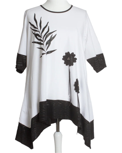 Разкроена бяла макси туника с флорален десен - Maxi Market