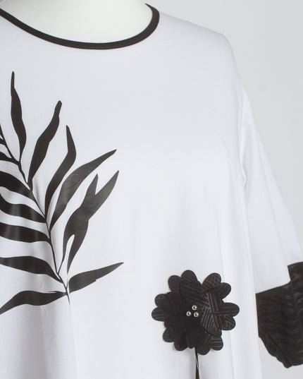 Разкроена бяла макси туника с флорален десен - Maxi Market