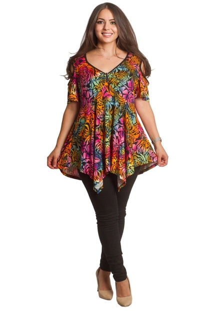 Разкроена дълга туника в големи размери с цветен принт - Maxi Market