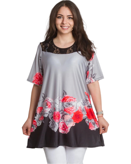 Сива елегантна туника с флорален бордюр и дантелен акцент - Maxi Market