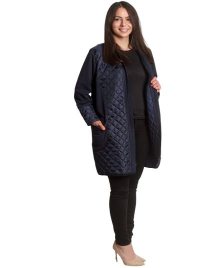 Тъмносин капитониран жакет с джобове и цип в големи размери - Maxi Market