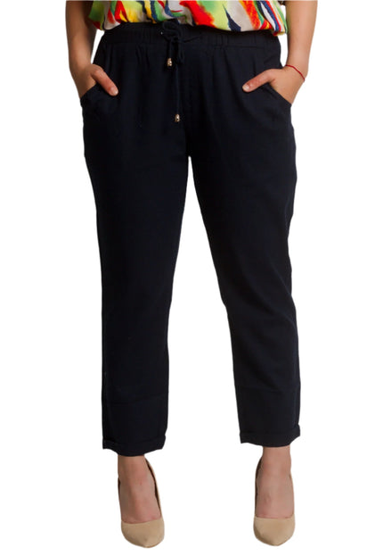 Тъмносин панталон с джобове и връзки в големи размери - Maxi Market