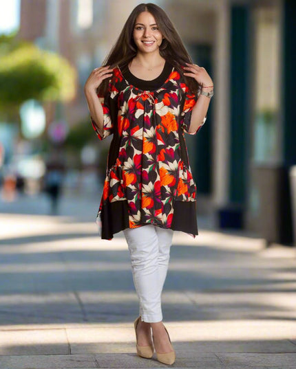 Цветна макси туника с джобчета и разкроена кройка - Maxi Market